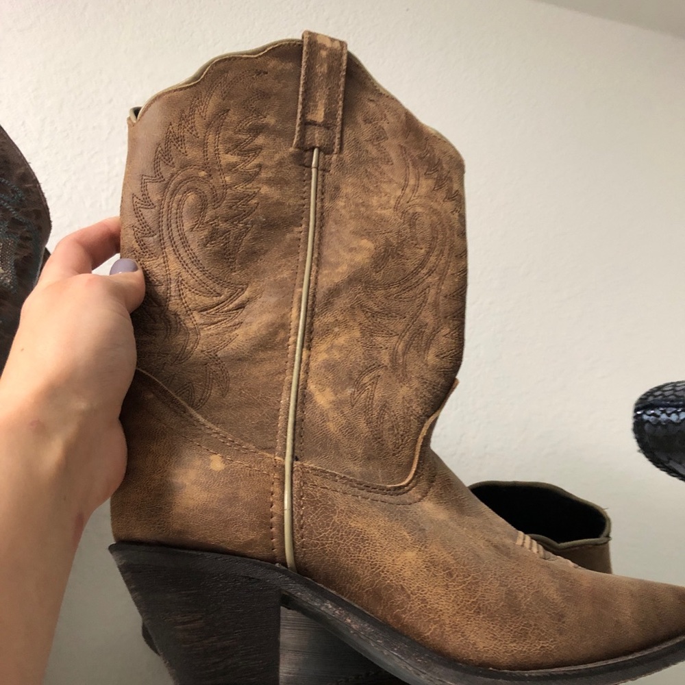 Leather cowboy boots